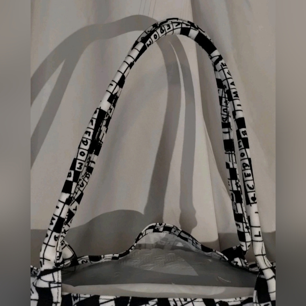 Diane Von Furstenberg Tote Bag 50th Anniversary Crossword Print Large Packable - Picture 5 of 13